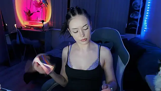 cutefrendlyuser online show from May 2026 10:38:02 PM