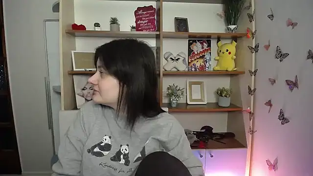 Katrin kiss  online show from April 2026 12:22:02 PM