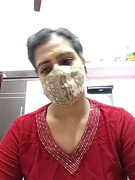 Snapshot of Tamil-Meenu12 chatting on April 2026 05:43:01 AM Tamil-Meenu12 online show from April 2026 05:43:01 AM
