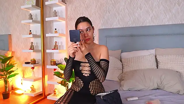Snapshot of Sofy_Bradd chatting on June 2026 05:24:01 AM Sofy Bradd online show from June 2026 05:24:01 AM