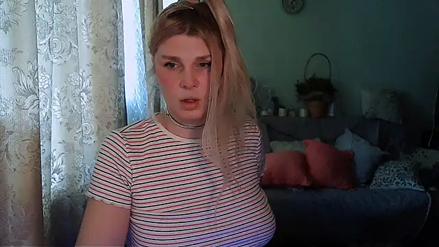 TsPostophere online show from February 2025 10:28:02 AM