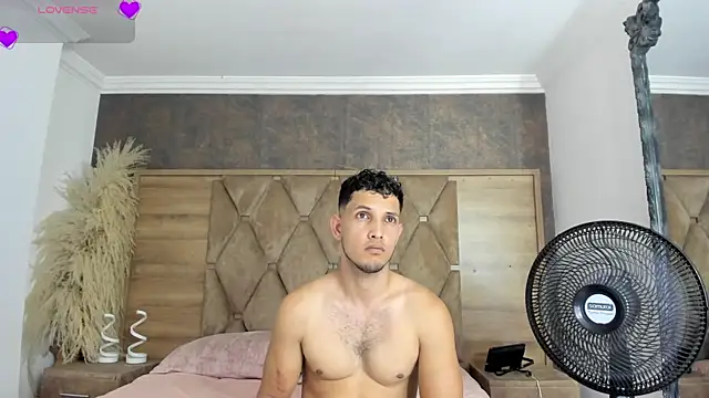 EimyAndMaxi online show from July 2026 08:03:02 PM