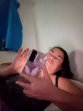 yaneth  online show from October 2025 10:36:02 AM