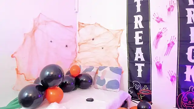 yunna7 online show from October 2025 11:36:01 AM