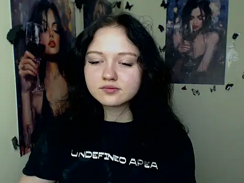 LadyAlice  online show from November 2025 07:22:01 AM