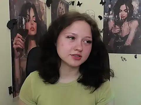 Snapshot of LadyAlice_ chatting on May 2026 06:21:02 AM LadyAlice online show from May 2026 06:21:02 AM