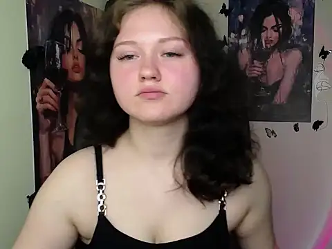 Snapshot of LadyAlice_ chatting on May 2026 06:32:03 AM LadyAlice online show from May 2026 06:32:03 AM