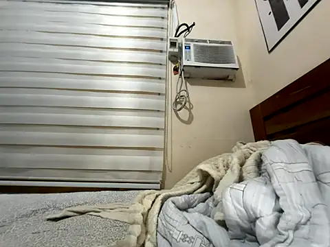 Sluttgwen69 online show from November 2025 02:27:02 PM