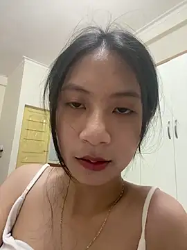 Lil-Gi online show from September 2025 03:34:02 PM