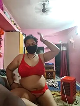 Snapshot of biggbobbsgirl chatting on April 2026 02:20:01 AM biggbobbsgirl online show from April 2026 02:20:01 AM