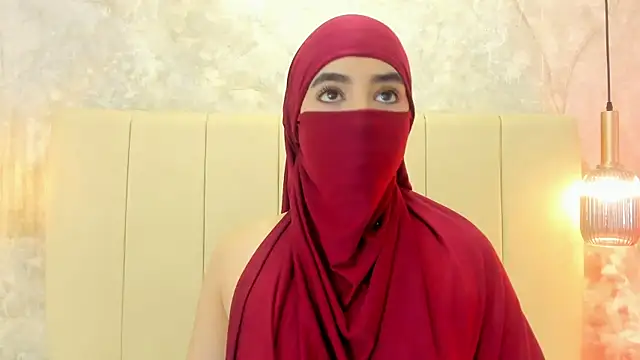 nayiraa  online show from October 2025 11:44:02 AM