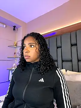 LisaMendez online show from October 2025 04:09:02 AM