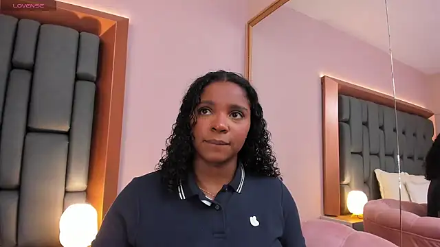 LisaMendez online show from February 2026 03:44:02 AM