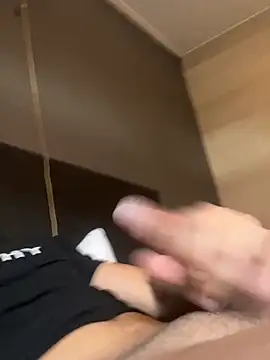 Snapshot of alfarolemmer chatting on March 2026 01:57:02 PM alfarolemmer online show from March 2026 01:57:02 PM