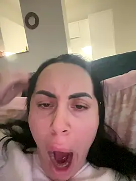 NikolUKx online show from December 2025 07:12:02 PM