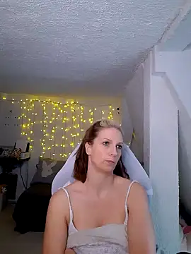 Snapshot of SexyJulia21 chatting on February 2025 12:20:01 PM SexyJulia21 online show from February 2025 12:20:01 PM