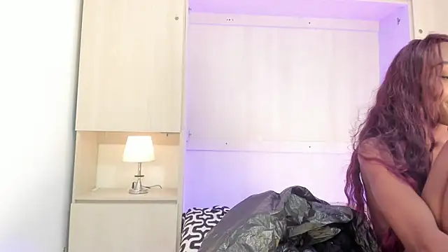 JoyceBlake online show from November 2025 08:08:01 PM