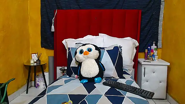 Candycrush2555 online show from September 2025 08:23:01 PM