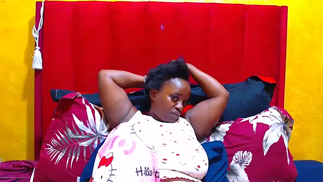 Candycrush2555 online show from November 2025 05:48:02 PM