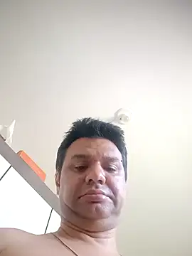 Snapshot of Crocante_Hot chatting on November 2025 04:34:02 PM Crocante Hot online show from November 2025 04:34:02 PM