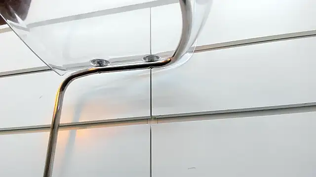 Anyssia online show from February 2026 01:21:01 PM