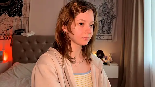 IrisPurrphy online show from November 2025 01:35:02 PM