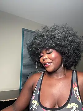 WomanNextdoor1 online show from July 2026 11:33:02 PM