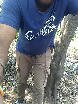 Snapshot of Aeroxx chatting on April 2026 04:34:01 AM Aeroxx online show from April 2026 04:34:01 AM