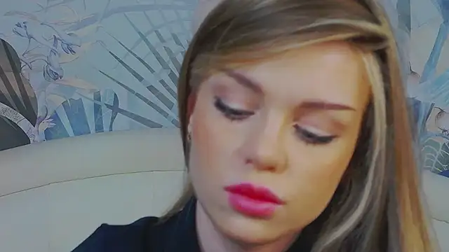 MarilynNova online show from March 2026 05:01:02 AM