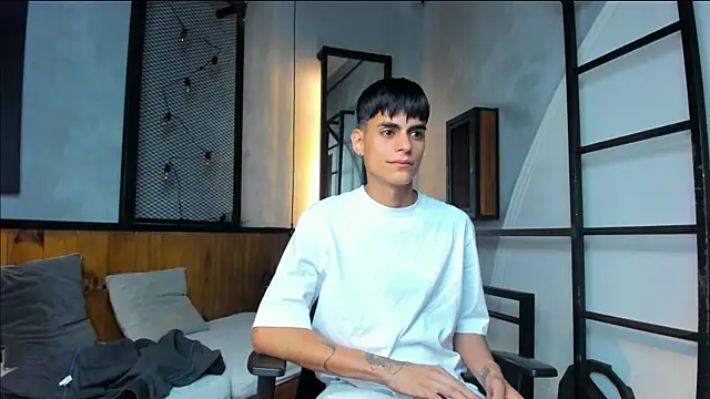 Dani mc1 online show from September 2025 11:32:01 AM