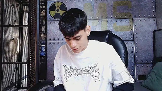 Dani mc1 online show from January 2026 07:41:01 PM