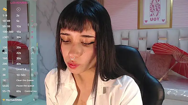 allyssa bellini s online show from September 2025 08:36:01 PM