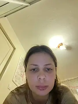 missevacrystal online show from December 2025 09:18:02 AM