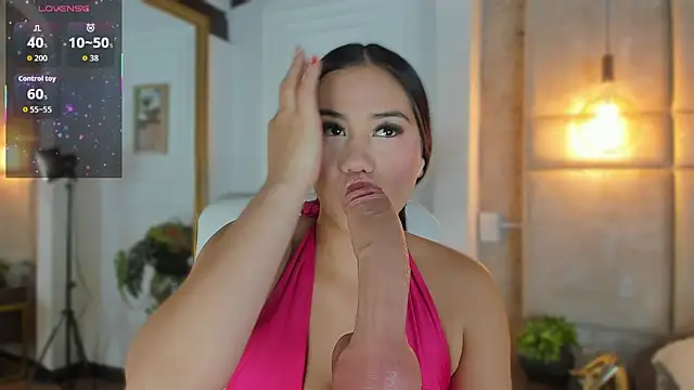 Jazmiinee online show from November 2025 07:27:01 PM