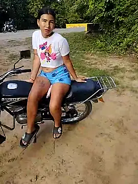 jeltsin3-25 online show from November 2025 08:52:01 PM