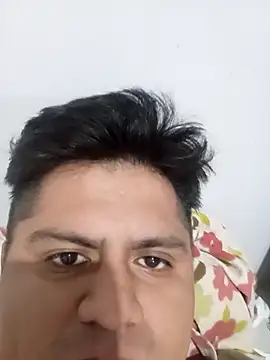 Snapshot of Yiyo19-3 chatting on October 2025 09:43:02 AM Yiyo19-3 online show from October 2025 09:43:02 AM