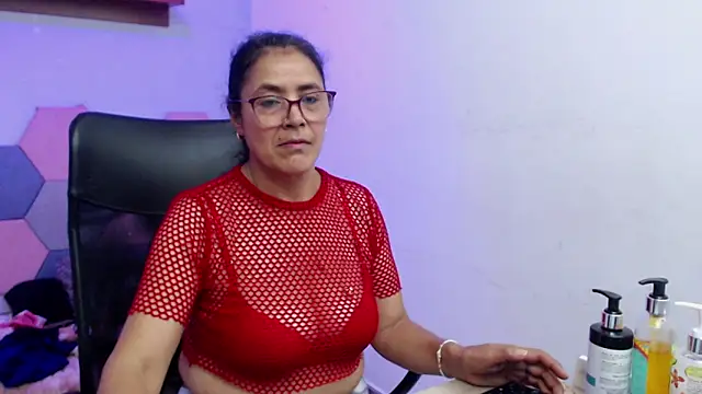 AmandaPeet online show from November 2025 07:19:02 PM