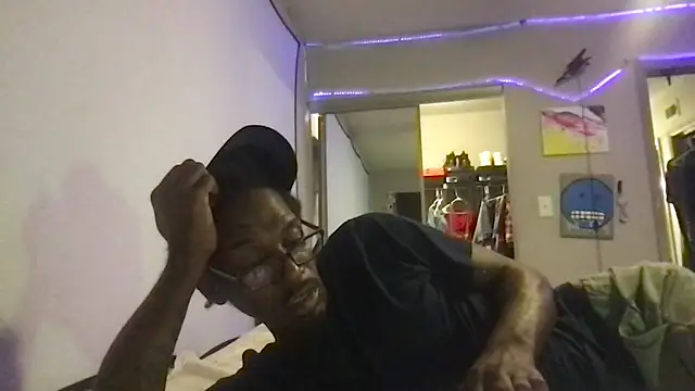 Triggerhappycj100 online show from September 2025 01:51:01 AM