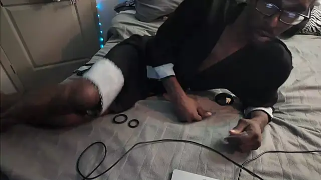 Triggerhappycj100 online show from March 2026 11:46:02 AM