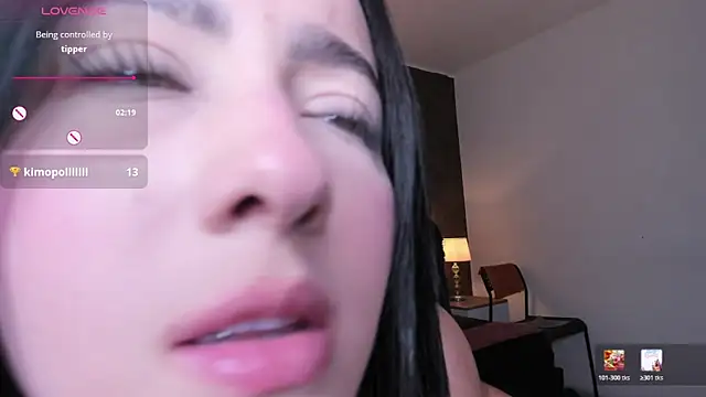 marian  stone online show from April 2026 07:09:02 PM