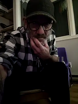 FoxnMouse online show from November 2025 12:57:02 AM