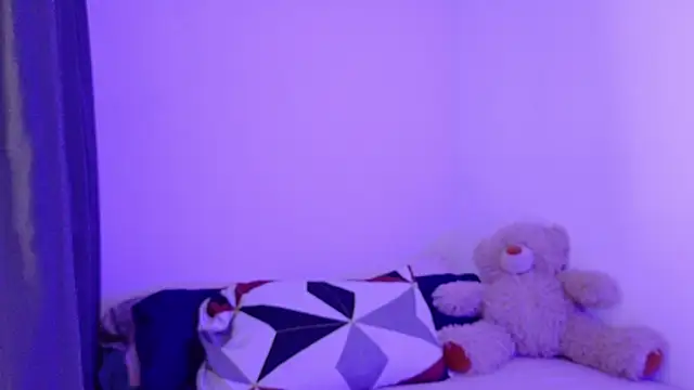 Snapshot of nudesketch1 chatting on October 2025 02:18:02 PM nudesketch1 online show from October 2025 02:18:02 PM