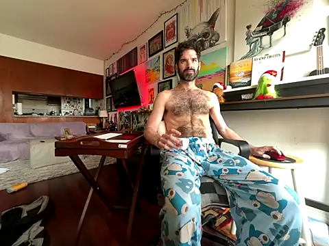 Pupscritch online show from December 2025 05:42:01 PM