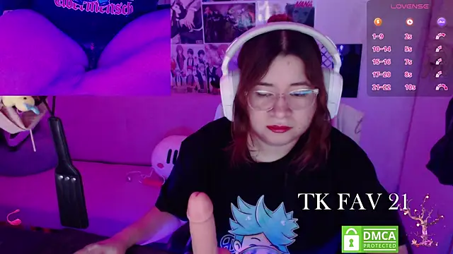 Snapshot of Pink_girl0n chatting on April 2026 02:25:01 AM Pink girl0n online show from April 2026 02:25:01 AM