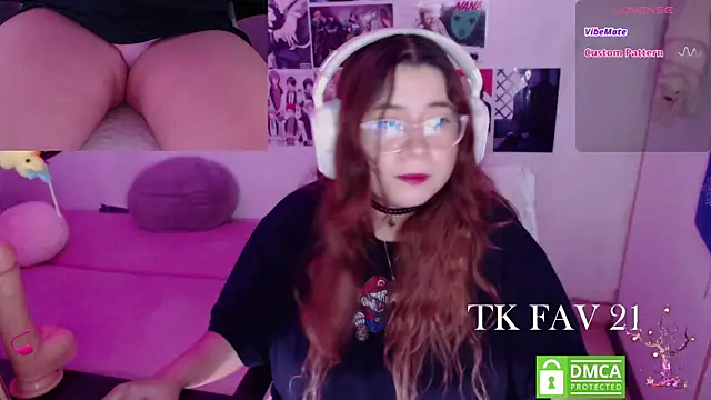 Snapshot of Pink_girl0n chatting on May 2026 04:59:01 PM Pink girl0n online show from May 2026 04:59:01 PM