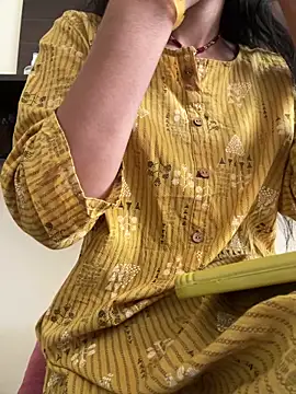 modelnishu online show from February 2026 10:14:02 AM