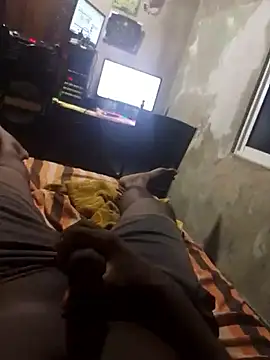 Pogga666 online show from October 2025 05:11:01 PM