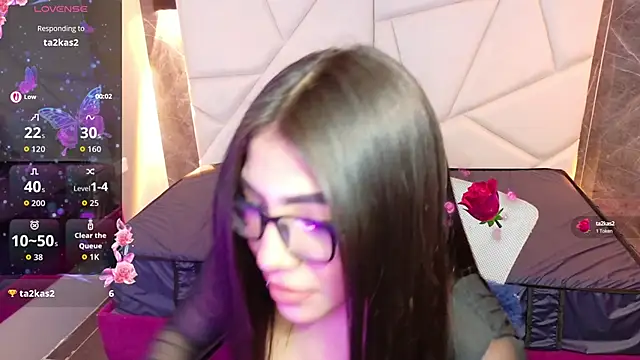 Snapshot of aysel_27 chatting on October 2025 08:28:01 PM aysel 27 online show from October 2025 08:28:01 PM