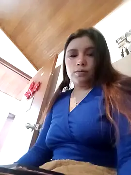 Snapshot of LucyPetit chatting on September 2025 01:00:01 PM LucyPetit online show from September 2025 01:00:01 PM