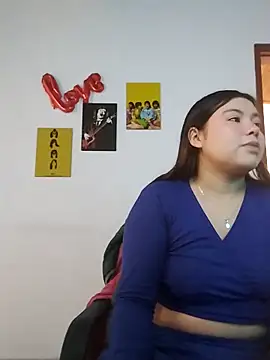 LucyPetit online show from December 2025 12:47:02 PM